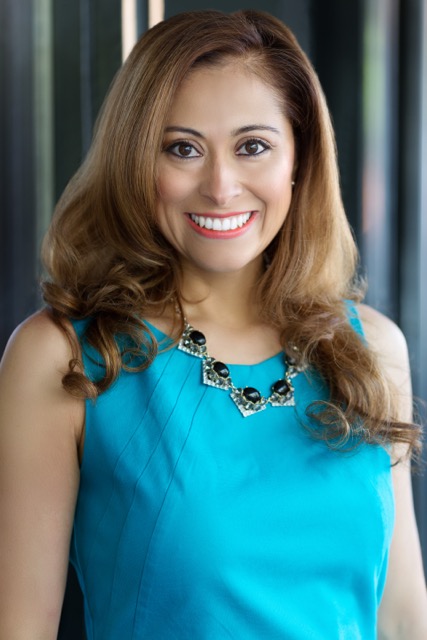 locutora mexicana. Mexican voice over